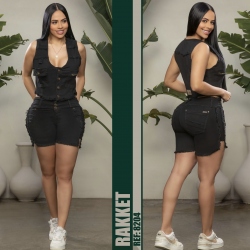 Nueva Colección de Conjuntos Shorts Levantacola 04/06/25