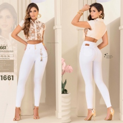 Nueva Colección de Jeans Colombianos Levantacola 25/05/2026