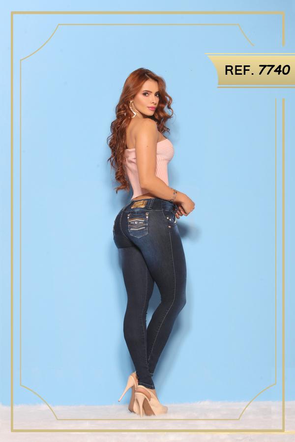 JEANS LEVANTACOLA COLOMBIANO